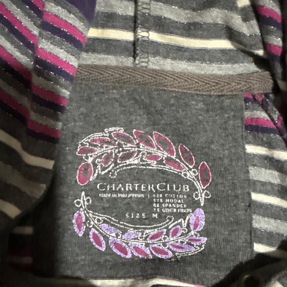 NEW! Girls light weight long sleeve shirt. Size M non smoking home! - Picture 3 of 3